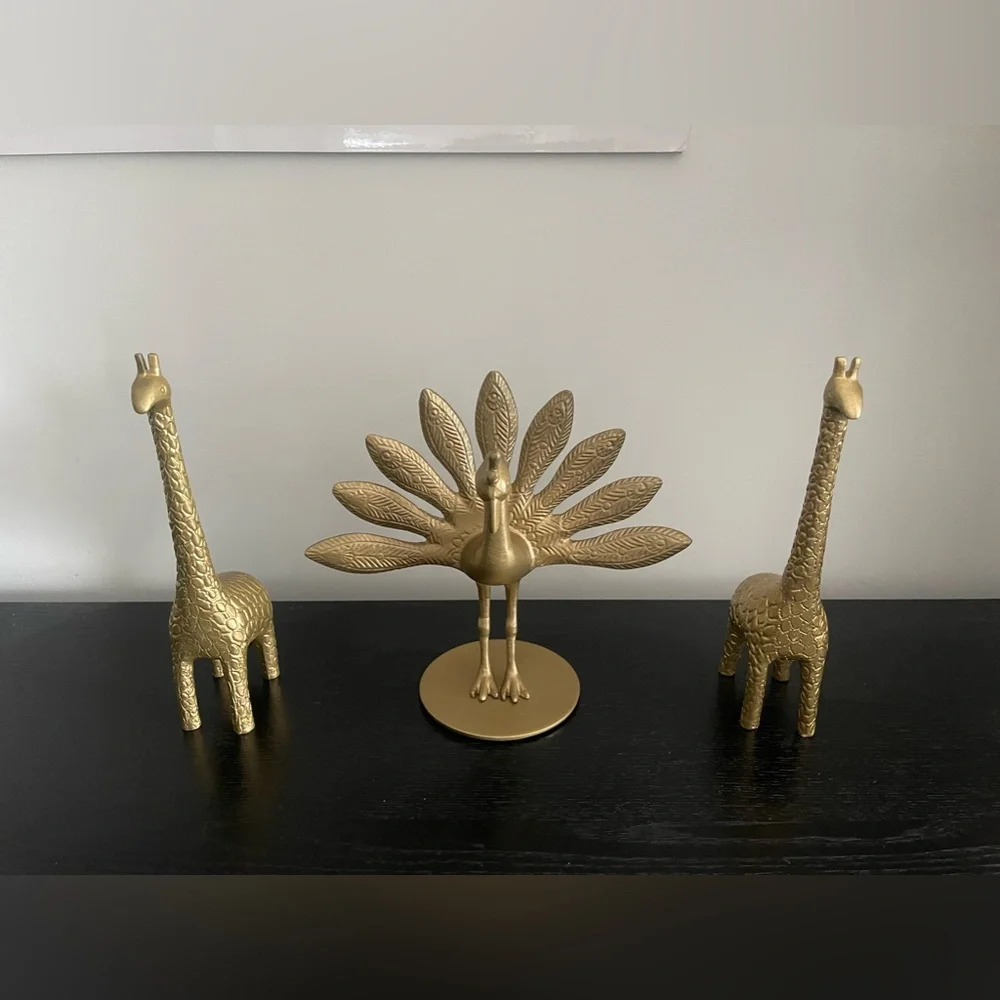 IKEA MARKNIVÅ Decoration Peacock and Giraffe